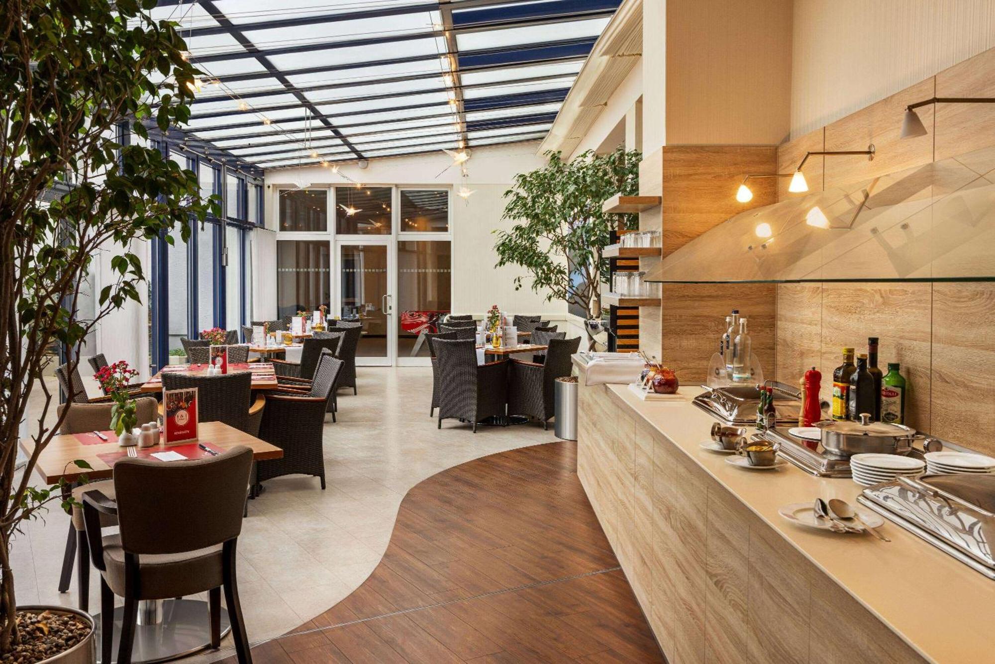 Amedia Dresden Elbpromenade, Trademark Collection By Wyndham Bagian luar foto